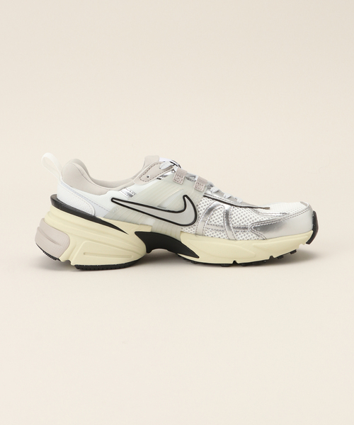 NIKE/ ナイキ】V2K Run(Silver)（スニーカー）｜NIKE（ナイキ