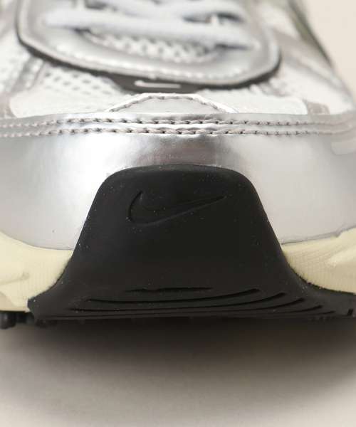 NIKE（ナイキ）の「*【NIKE/ ナイキ】V2K Run(Silver)（スニーカー・レディース・シルバー・23cm/24cm/25cm/26cm）」の19枚目の写真