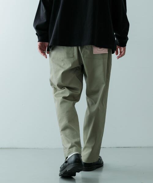 ITEMS URBANRESEARCH（アイテムズ アーバンリサーチ）の「ハイストレッチ リラックスパンツ（その他パンツ・メンズ・ブラック/カーキ/インディゴブルー/ベージュ・MEDIUM/SMALL/LARGE）」の6枚目の写真