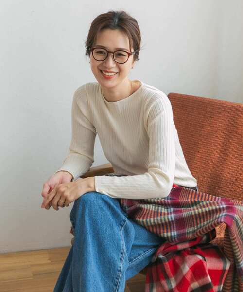 URBAN RESEARCH DOORS（アーバンリサーチドアーズ）の「『UR GREEN』ボートネックワイドリブニット（ニット/セーター・レディース・オレンジ系その他/アイボリー/ブラック・MEDIUM）」の13枚目の写真