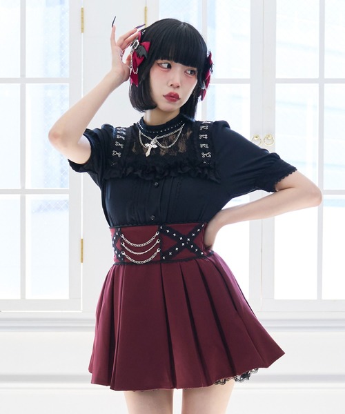 DearMyLove(ディアマイラブ)の「十字架チェーンチョーカーレースブラウス(シャツ/ブラウス・レディース・ブラック/パープル/ボルドー/ホワイト・3L/LL/LARGE/MEDIUM)」の2枚目の写真