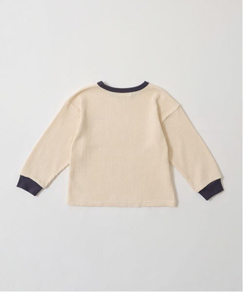 b・ROOM(ビールーム)の「【ふわふワッフル】バイカラートップス(Tシャツ/カットソー・キッズ・ライトカーキ/アイボリー/ブルーグレー/トップグレー・100cm/110cm/120cm/130cm/140cm/150cm)」の7枚目の写真