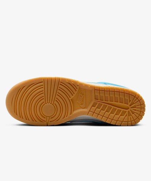 NIKE DUNK LOW SE HQ1519-031