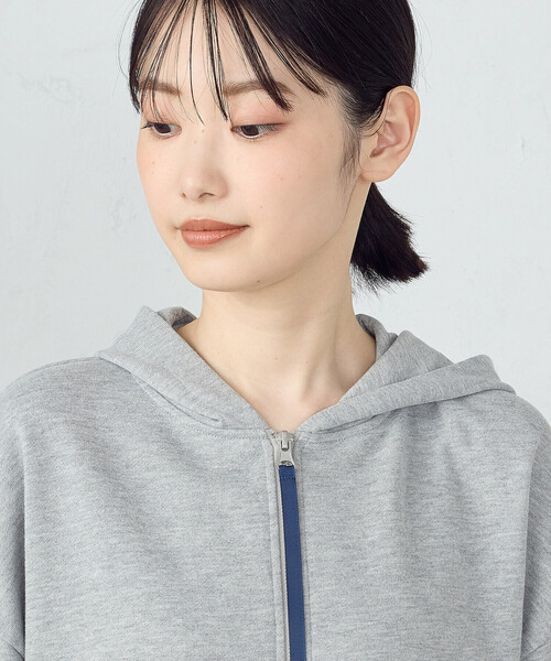 COMME CA ISM（コムサイズム）の「裏毛　ダブルジップパーカー（パーカー・レディース・ライトグレー/ネイビー/アイボリー・FREE）」の8枚目の写真