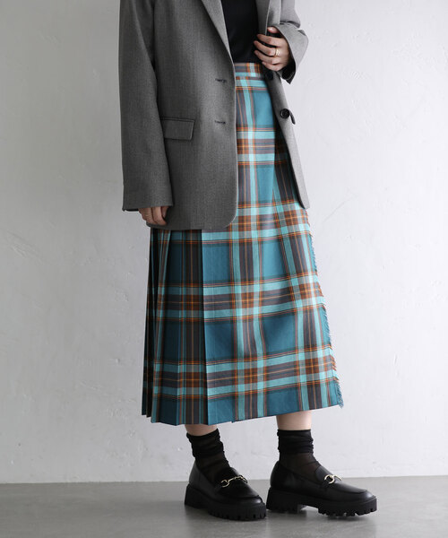 La TOTALITE(ラトータリテ)の「【O'NEIL OF DUBLIN/オニールオブダブリン】イージーキルトプリーツスカート(スカート・レディース・ブラウン/グリーン/ブルー系その他・SMALL/MEDIUM)」の8枚目の写真