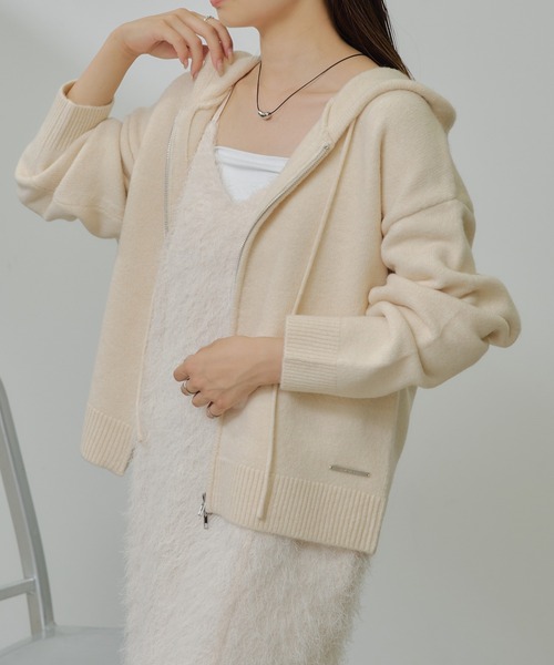 RAY CASSIN（レイカズン）の「【着回し力抜群！】ニットフードダブルジップブルゾン（パーカー・レディース・アイボリー/グレー系その他2/ブラウン・FREE）」の2枚目の写真