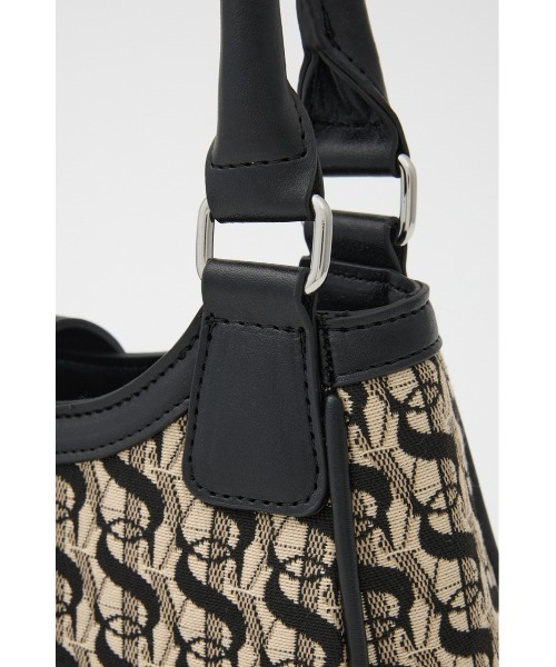 SLY（スライ）の「MONOGRAM JQ BELTED BAG モノグラム ジャガード ベルテッド バッグ（ショルダーバッグ・レディース・ブラック/ホワイト・FREE）」の19枚目の写真