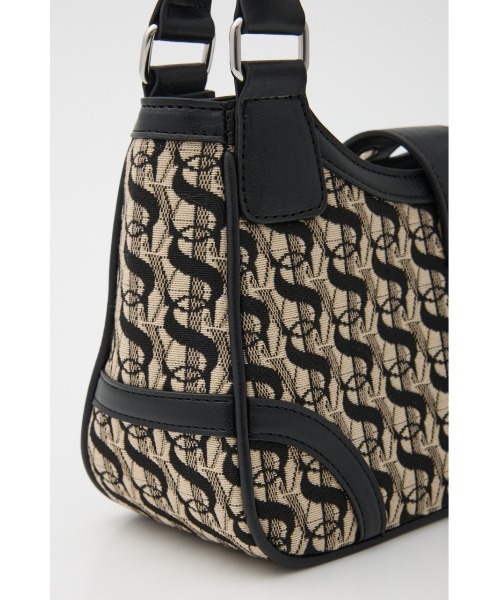 SLY（スライ）の「MONOGRAM JQ BELTED BAG モノグラム ジャガード ベルテッド バッグ（ショルダーバッグ・レディース・ブラック/ホワイト・FREE）」の20枚目の写真