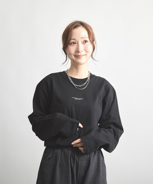 B'day(ビーデイ)の「ヘヴィウェイト天竺 プリント 長袖 クルーネック(Tシャツ/カットソー・レディース・ブラック/サックスブルー/ホワイト・LARGE/MEDIUM)」の2枚目の写真
