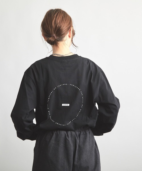 B'day(ビーデイ)の「ヘヴィウェイト天竺 プリント 長袖 クルーネック(Tシャツ/カットソー・レディース・ブラック/サックスブルー/ホワイト・LARGE/MEDIUM)」の18枚目の写真