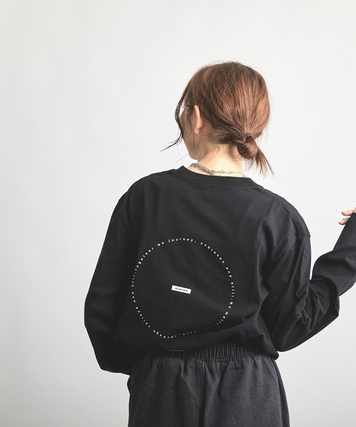 B'day(ビーデイ)の「ヘヴィウェイト天竺 プリント 長袖 クルーネック(Tシャツ/カットソー・レディース・ブラック/サックスブルー/ホワイト・LARGE/MEDIUM)」の20枚目の写真