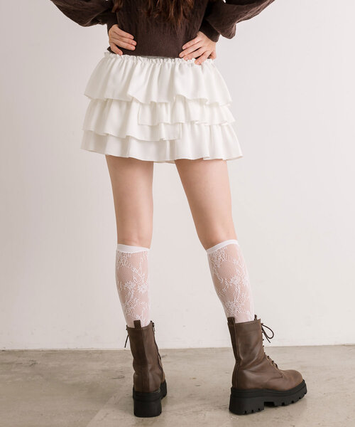 OLIVE des OLIVE（オリーブデオリーブ）の「フリルミニティアードスカート（スカート・レディース・オフホワイト/チェック/チャコールグレー/グレイッシュベージュ・FREE）」の7枚目の写真