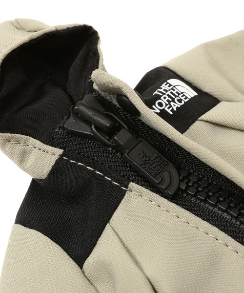 THE NORTH FACE(ザノースフェイス)の「THE NORTH FACE Mini Mountain Jacket NN32452(キーケース/キーアクセサリー・メンズ・グレー/ブラック・FREE)」の6枚目の写真