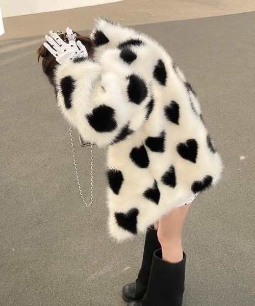 DIAVEL（ディアベル）の「ハート柄ファーコート（その他アウター