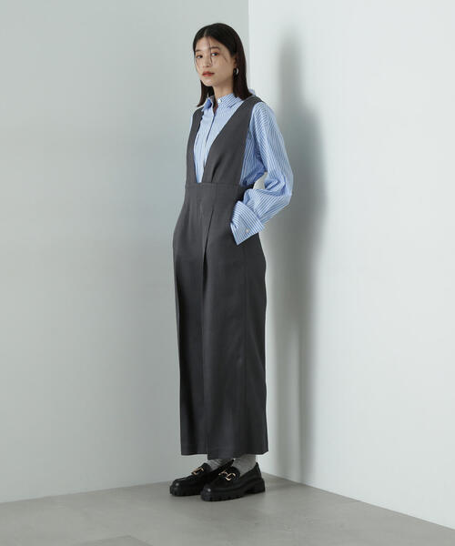 N.（N. Natural Beauty Basic）（エヌエヌナチュラルビューティーベーシック）の「◆Ｖネックサロペット（サロペット/オーバーオール・レディース・チャコールグレー/ブラック・SMALL/MEDIUM）」の19枚目の写真