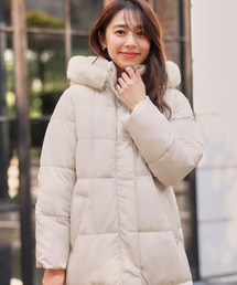 ダウンジャケット/コート（ホワイト/白色系・フェイクファー