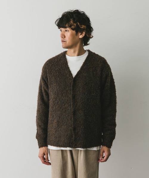 URBAN RESEARCH DOORS（アーバンリサーチドアーズ）の「MIXカラー ヘアリーニットカーディガン（カーディガン/ボレロ・メンズ・ブルー/チャコールグレー/ブラウン・MEDIUM/LARGE）」の7枚目の写真
