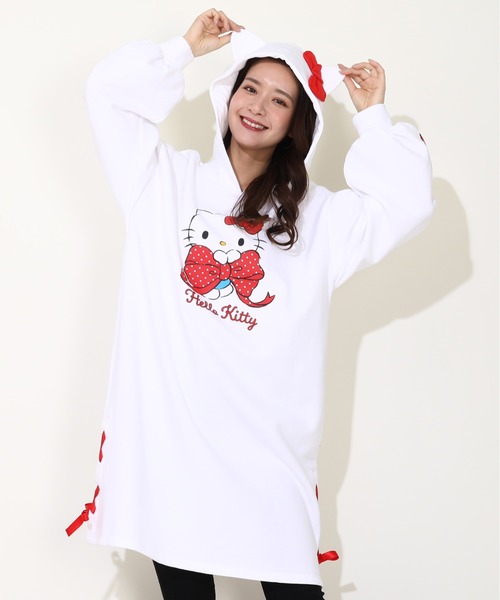 sanrio(サンリオ)の「親子お揃い サンリオ なりきるレースアップ 裏起毛ワンピース 9995A(ワンピース・レディース・ブラック/その他24/その他25/ライトブルー・F)」の4枚目の写真