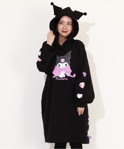 sanrio(サンリオ)の「親子お揃い サンリオ なりきるレースアップ 裏起毛ワンピース 9995A(ワンピース・レディース・ブラック/その他24/その他25/ライトブルー・F)」の3枚目の写真