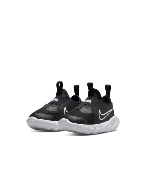 NIKE(ナイキ)の「ナイキ フレックス ランナー 2 ベビーシューズ / Nike Flex Runner 2 Baby/Toddler Shoes DJ6039-002 Black(スニーカー・キッズ・ブラック・8/9/10/11/12/13/14/15 /16)」の5枚目の写真
