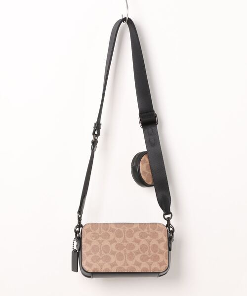 COACH（コーチ）の「チャーター スリム クロスボディ・シグネチャー