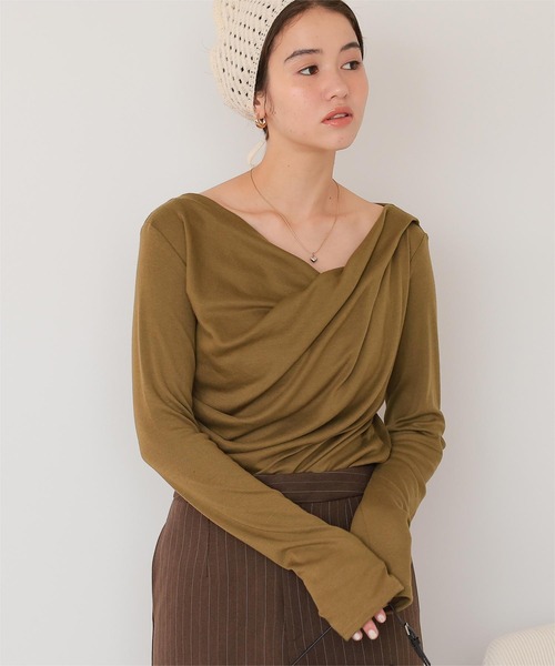 titivate（ティティベイト）の「オフショルダーロングスリーブTシャツ（Tシャツ/カットソー・レディース・オフホワイト/ブラック/杢グレー/オレンジ/ベージュ/ネイビー/オリーブ/ドット/グレー系その他・L/M/S）」の15枚目の写真