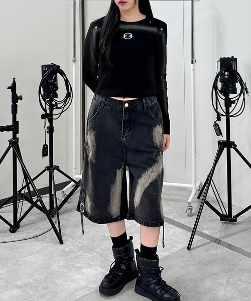 Figments(フィグメンツ)の「フェード加工メタルパッチプルオーバー(Tシャツ/カットソー・レディース・ブラック/ホワイト・FREE)」の7枚目の写真