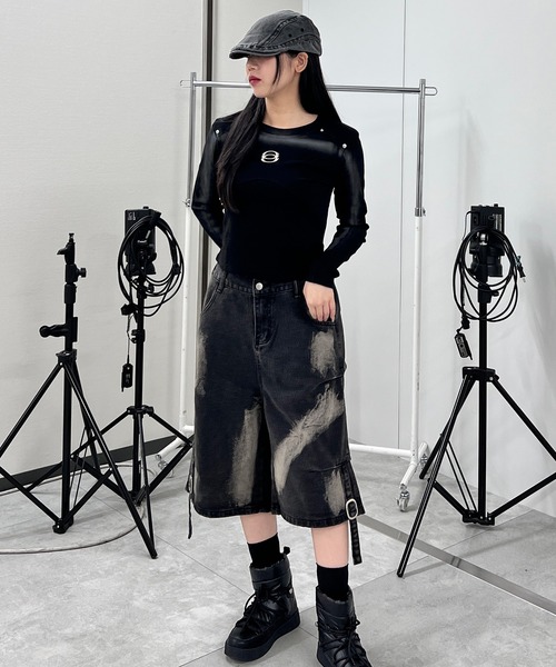 Figments(フィグメンツ)の「フェード加工メタルパッチプルオーバー(Tシャツ/カットソー・レディース・ブラック/ホワイト・FREE)」の8枚目の写真