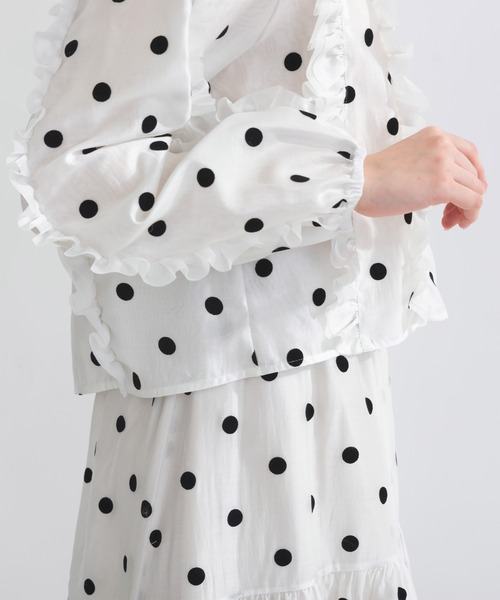 PICCIN PERLA(ピッチンペルラ)の「【セットアップ可能】シアードットフリルブラウス(シャツ/ブラウス・レディース・オフホワイト/ブラック・M)」の22枚目の写真