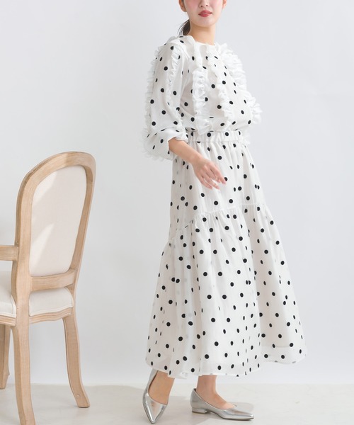 PICCIN PERLA(ピッチンペルラ)の「【セットアップ可能】シアードットフリルブラウス(シャツ/ブラウス・レディース・オフホワイト/ブラック・M)」の8枚目の写真