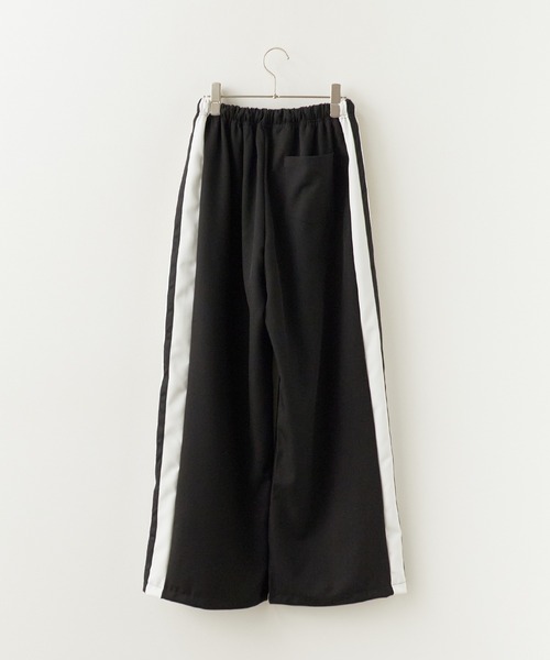 ROOPTOKYO（ループトウキョウ）の「サイドラインスウェットパンツ（スウェットパンツ・レディース・グレー/ブラック/ベージュ・FREE）」の8枚目の写真