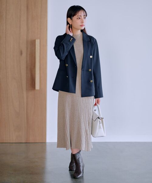 COHINA(コヒナ)の「ロングチェーンパールピアス 【低身長・小柄女性】(ピアス(両耳用)・レディース・グレー/イエロー・ONE SIZE)」の4枚目の写真