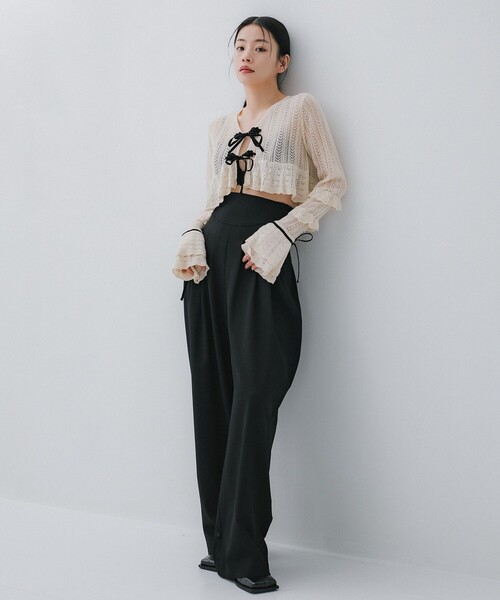 tanakadaisuke（タナカダイスケ）の「【tanakadaisuke/タナカダイスケ】double ribbon knit cardigan/秋服（カーディガン/ボレロ・レディース・ブラック/アイボリー・FREE）」の13枚目の写真