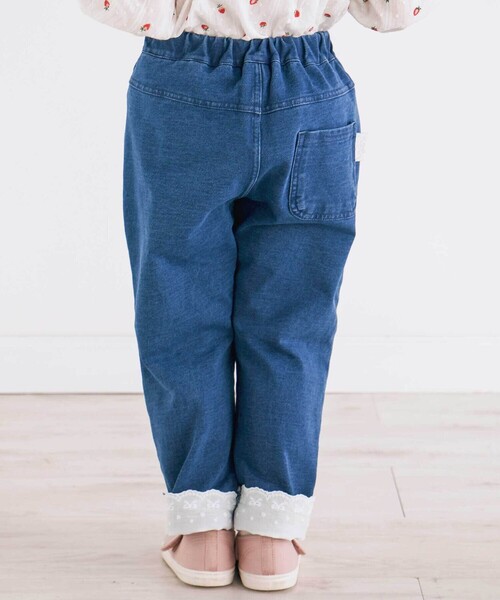 SLAP SLIP(スラップスリップ)の「裾レースデニムカプリパンツ(80~130cm)(デニムパンツ・キッズ・ネイビー/ブルー・120cm/130cm/100cm/80cm/90cm/110cm)」の4枚目の写真