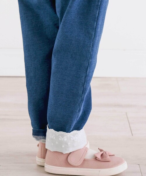 SLAP SLIP(スラップスリップ)の「裾レースデニムカプリパンツ(80~130cm)(デニムパンツ・キッズ・ネイビー/ブルー・120cm/130cm/100cm/80cm/90cm/110cm)」の5枚目の写真