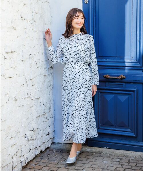 ITS'DEMO（イッツデモ）の「【手洗い可／セットアップ可】ハートプリントブラウス（シャツ/ブラウス・レディース・ブラック系/ネイビー系/ホワイト系3・00）」の4枚目の写真