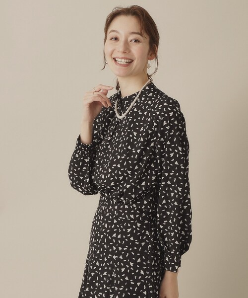 ITS'DEMO（イッツデモ）の「【手洗い可／セットアップ可】ハートプリントブラウス（シャツ/ブラウス・レディース・ブラック系/ネイビー系/ホワイト系3・00）」の12枚目の写真