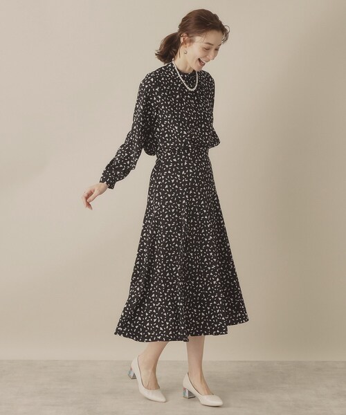 ITS'DEMO（イッツデモ）の「【手洗い可／セットアップ可】ハートプリントブラウス（シャツ/ブラウス・レディース・ブラック系/ネイビー系/ホワイト系3・00）」の13枚目の写真