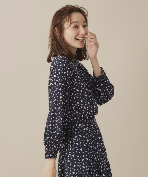 ITS'DEMO（イッツデモ）の「【手洗い可／セットアップ可】ハートプリントブラウス（シャツ/ブラウス・レディース・ブラック系/ネイビー系/ホワイト系3・00）」の16枚目の写真