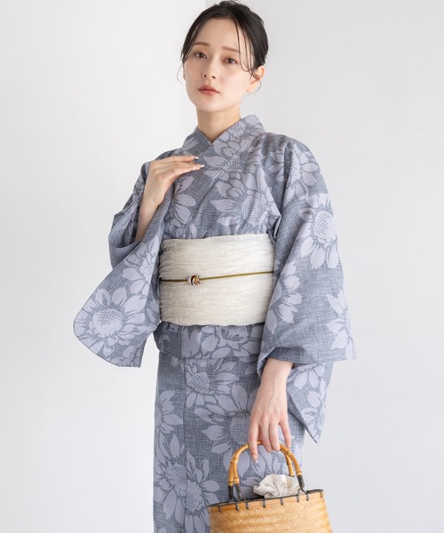 ゆかた館グレース（ユカタカングレース）の「こだわり浴衣５点セット（浴衣・レディース・ベージュ系/サックスブルー系/パープル系1/イエロー系3/イエロー系1/ブラウン系/パープル系3/ブルー系2/パープル系2/イエロー系2/ネイビー系2/ブルー系1/ネイビー系1/ネイビー系3/カーキ系/チャコールグレー/グレー系その他/マスタード/グレー系/グレー系1/ブルー系4/ブルー系3・MEDIUM/SMALL）」の4枚目の写真