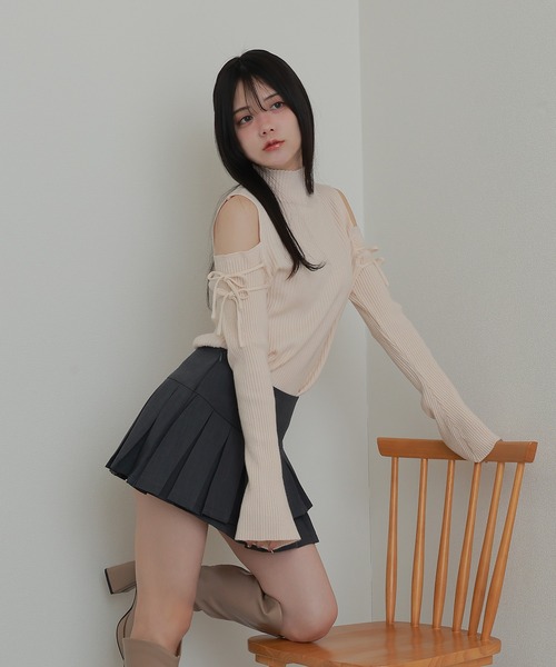 M DOLLY（エムドリー）の「open shoulder high neck knit tops/オープンショルダーハイネックニットトップス（ニット/セーター・レディース・ブラック/アイボリー/グレー/ブルー/ピンク・FREE）」の8枚目の写真