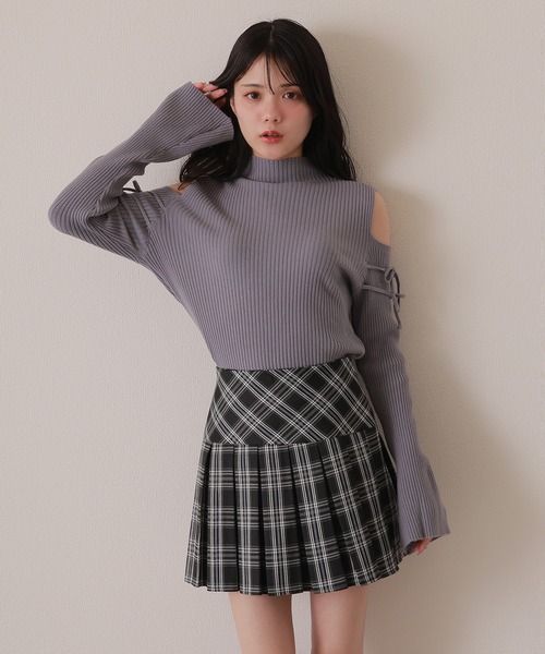 M DOLLY（エムドリー）の「open shoulder high neck knit tops/オープンショルダーハイネックニットトップス（ニット/セーター・レディース・ブラック/アイボリー/グレー/ブルー/ピンク・FREE）」の19枚目の写真
