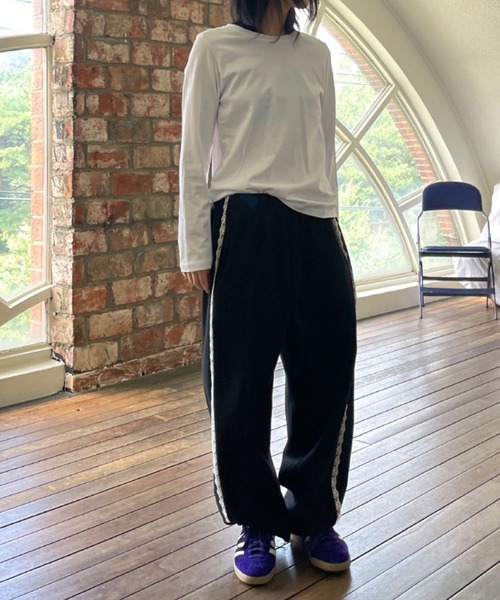 LYEON（リヨン）の「サイドレーススウェットパンツ/トラックパンツ（スウェットパンツ・レディース・ピンク/ブラック/グレー・FREE）」の6枚目の写真