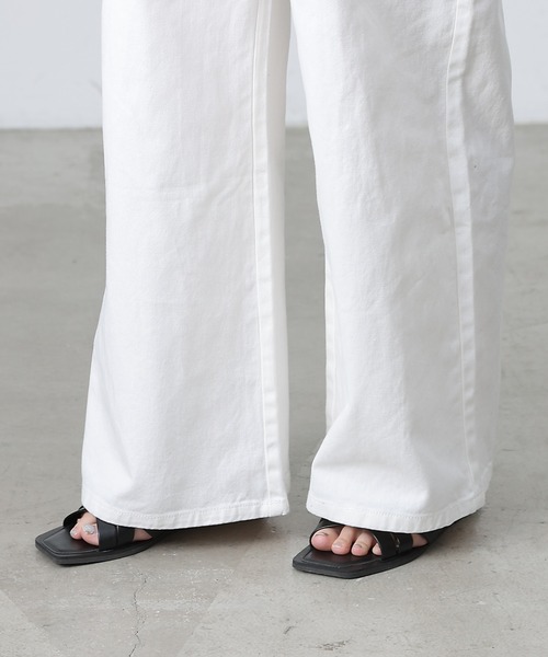 COLONY 2139（コロニートゥーワンスリーナイン）の「5ポケットツイルワイドパンツ（デニムパンツ・レディース・ホワイト・SMALL/MEDIUM）」の17枚目の写真