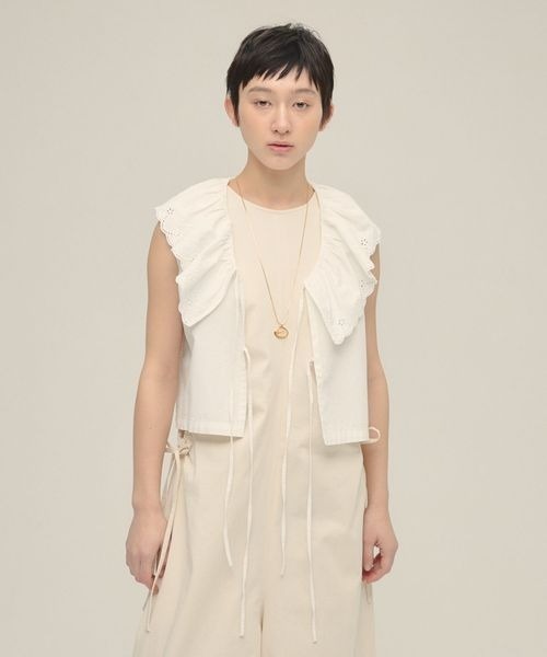 eL(エル)の「【eL】scalloped Collar Shirt/254419(シャツ/ブラウス・レディース・オフホワイト/ブラック・FREE)」の1枚目の写真