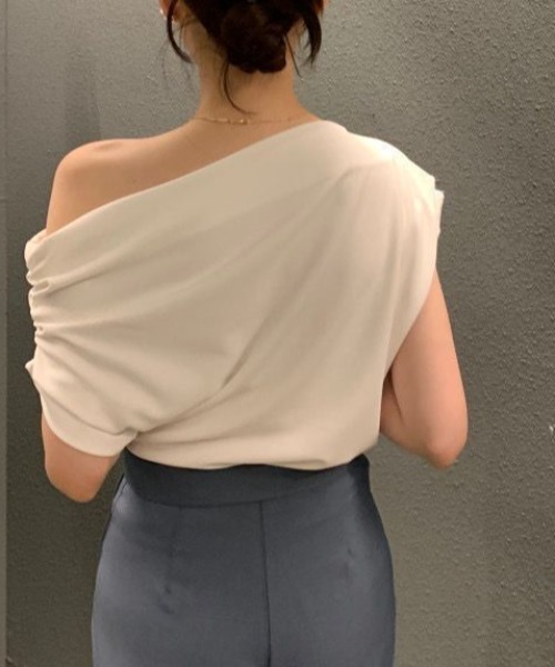 deux amour（ドゥーザムール）の「ワンショルダードレープトップス（その他トップス・レディース・ホワイト/ブラック/イエロー・FREE）」の11枚目の写真