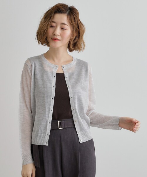 grove（グローブ）の「【雑誌掲載】洗えるシアーカーディガン（カーディガン/ボレロ・レディース・ブラウン系/ブラック/グレー/オフホワイト/ピンク/ライトベージュ/ダークグリーン・03/02/05/04/01）」の13枚目の写真