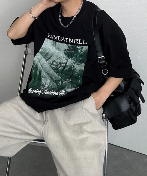 CREARE -LINO-（クレアーレリノ）の「＜ユニセックス商品＞アソートプリントTシャツ（Tシャツ/カットソー・メンズ・グリーン/ブラック/ホワイト/チャコールグレー/ブラック系その他/ホワイト系その他・MEDIUM/LARGE）」の4枚目の写真