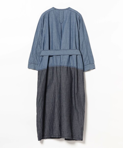 fennica（フェニカ）の「homspun / ライトオンス シャンブレー 比翼配色7分袖 ワンピース（ワンピース・レディース・ブルー/ネイビー・MEDIUM）」の6枚目の写真