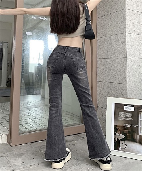 Dream garden(ドリームガーデン)の「裾フリンジストレッチ フレアデニムパンツ(デニムパンツ・レディース・ブルー/ブラック・L/XL/2XL/S/M)」の9枚目の写真